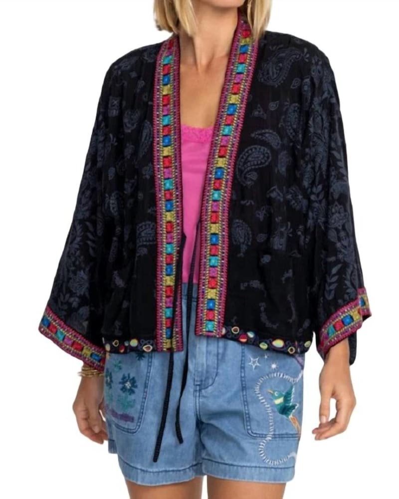 Front of a model wearing a size L Star Danica Kimono in Black in Black by Johnny Was. | dia_product_style_image_id:340296